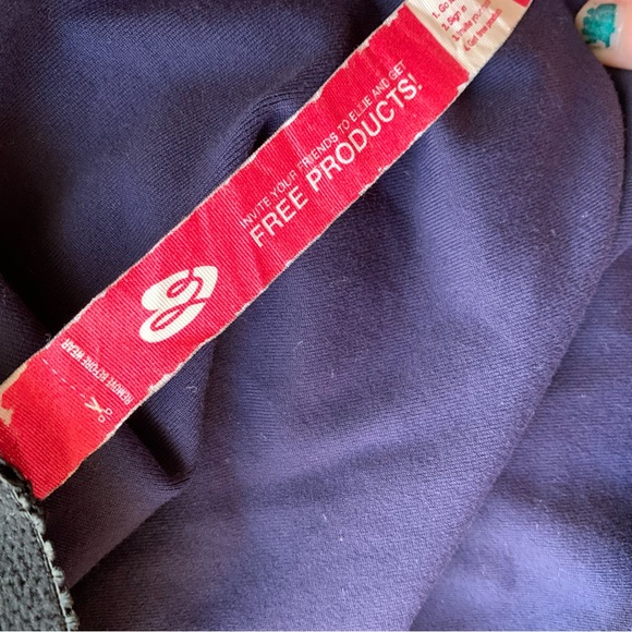 Ellie Racer Back Workout Tank - Picture 8 of 10